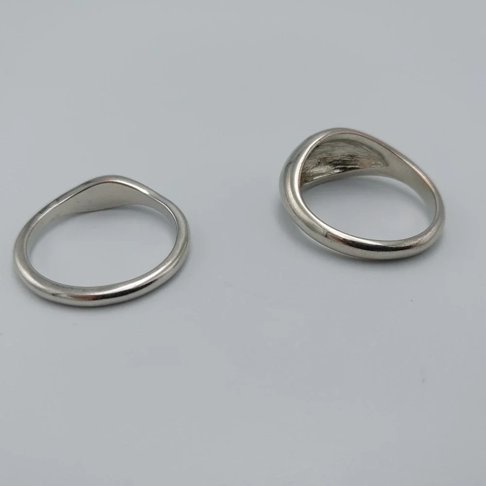 Silver Toned Domed Shaped Rings Set Of 2 Size 11.5‎